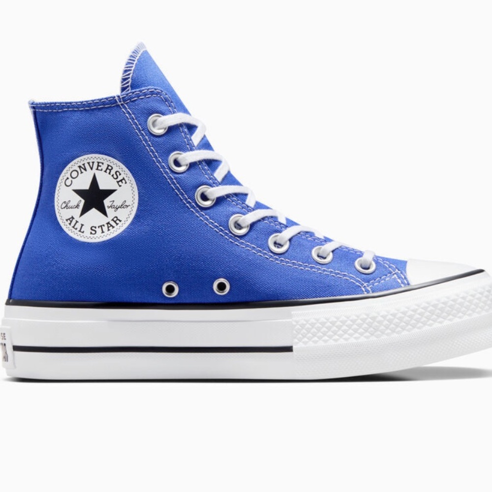 NWOT • Converse • Lift Platform High Tops •